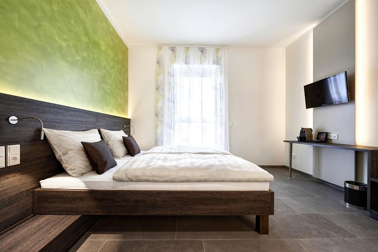Eee Hotel Traun Exteriér fotografie